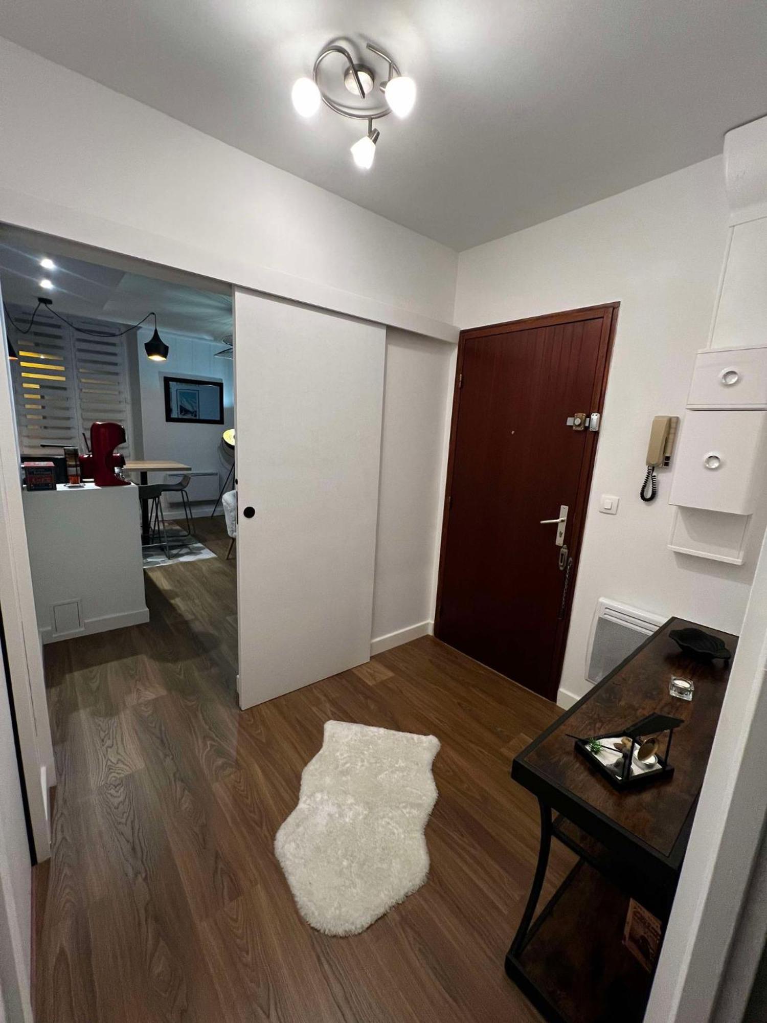 Appartement Le Flamboyant - Wifi - Central - Cosy Aix-les-Bains Buitenkant foto